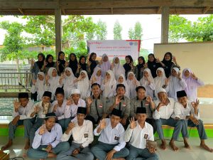 Mahasiswa  Prodi BPI Gelar Kegiatan Penyuluhan Anti Narkoba Pada Santri  Pondok Pesantren Darul Ulum II