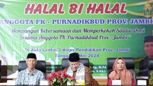 Dekan Fakultas Dakwah Pengisi Ceramah Halal Bi Halal Digelar oleh Anggota FK – PURNADIKBUD Provinsi Jambi