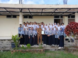 Disambut dengan Semangat : Pelaksanaan Penyuluhan SMA Negeri 14 Kota Jambi Mengusung Tema “Pengaruh Kepercayaan Terhadap Kesejahteraan Psikologis” Sukses Digelar
