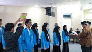 Dekan Fakultas Dakwah Lantik Ketua dan Pengurus SEMA & DEMA Fakultas Dakwah UIN STS Jambi