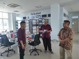 Monitoring Klasifikasi Buku dan Penginputan Buku Perpustakaan Fakultas Dakwah
