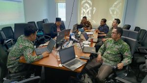 FAKULTAS DAKWAH GELAR RAPAT EVALUASI KINERJA