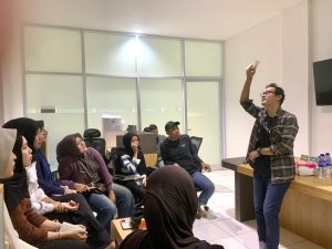 Skill Lebih Penting dari Gear: Mahasiswa Jurnalistik Asah Kemampuan Fotografi dan Videografi