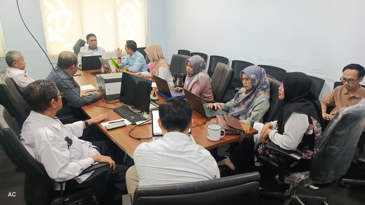 Fakultas Dakwah Gelar Rapat Peningkatan Akreditasi Lima Jurnal Ilmiah